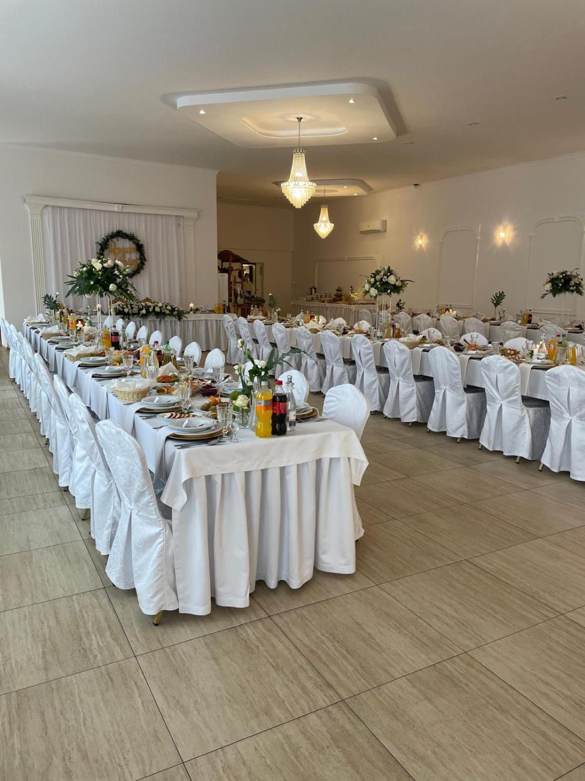Marysienka Hotel Bisztynek Bagian luar foto